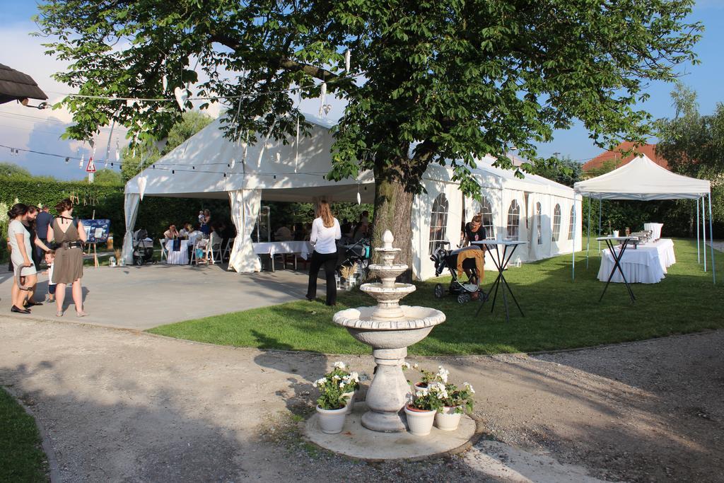 Penzion Zlaty Dukat Zvolenská Slatina エクステリア 写真